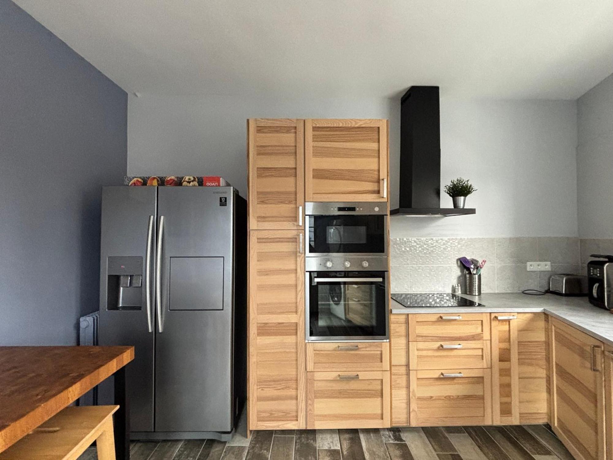 La Fromagerie Maison Lumineuse Et Spacieuse Beau Sejour 5 Ch Grand Jardin Clos 5Mn A Pied Commerces 10 Mn Plage Omaha Beach Proche Plages Du Debarquement Trevieres Exterior photo