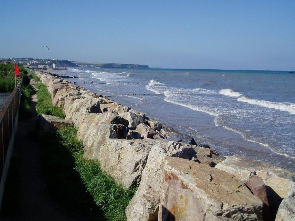 La Fromagerie Maison Lumineuse Et Spacieuse Beau Sejour 5 Ch Grand Jardin Clos 5Mn A Pied Commerces 10 Mn Plage Omaha Beach Proche Plages Du Debarquement Trevieres Exterior photo